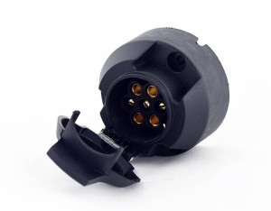 GNIAZDO 7 BIEGUNOWE DO PRZYCZEPY PLASTIKOWE 12V