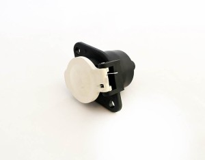 GNIAZDO EURO PLASTIKOWE 24V S